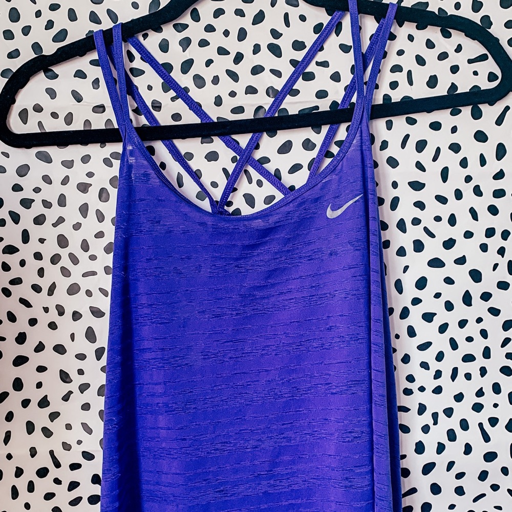 Nike Dri-Fit Workout Top CLEARANCE TODAY